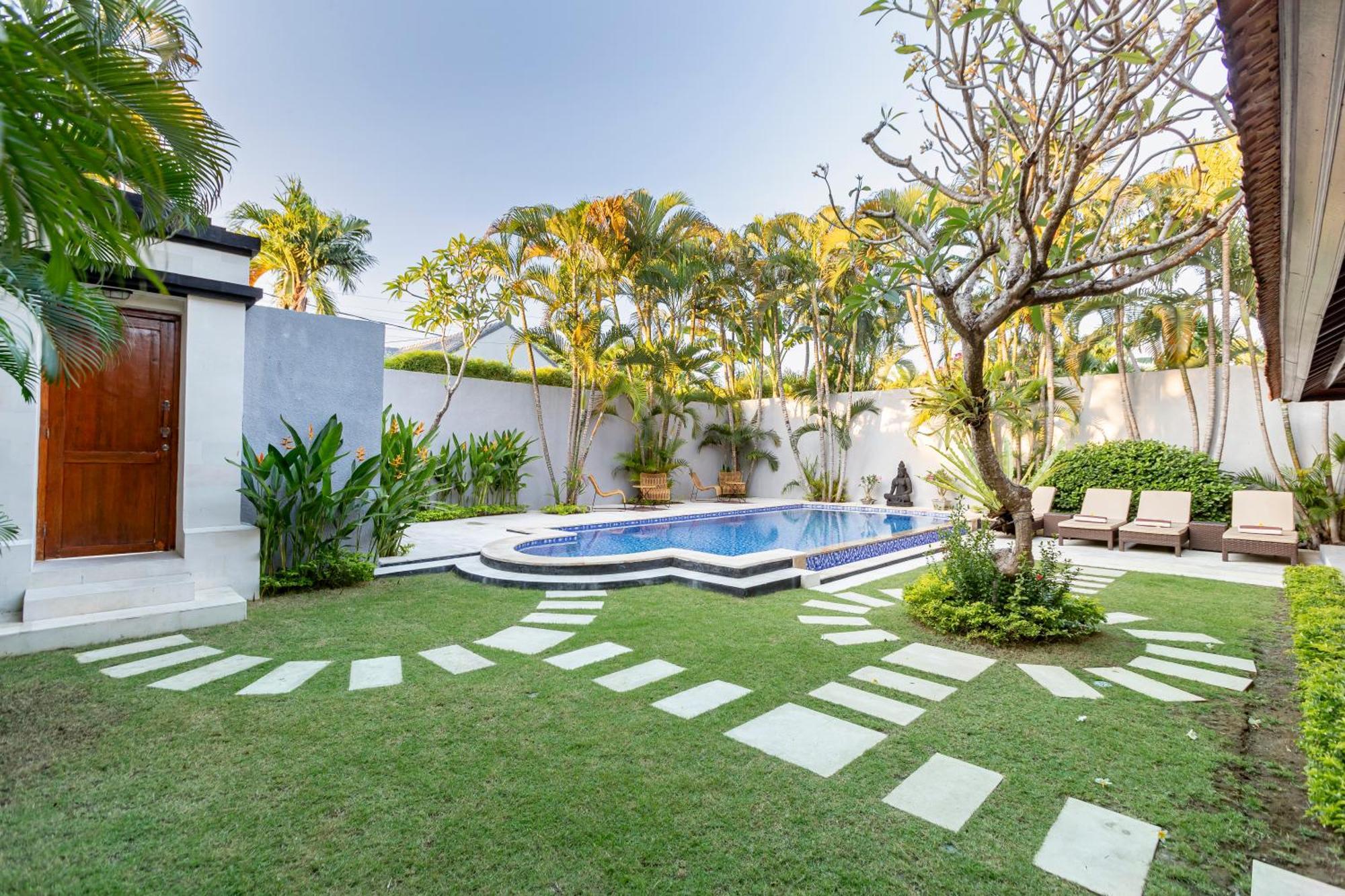 Villa Viona 3 - 3 Bdr Villa, Walk To The *