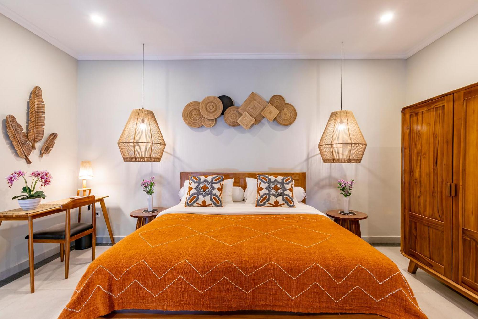 Viona 3 - 3 Bdr Villa, Walk To The Seminyak (Bali)