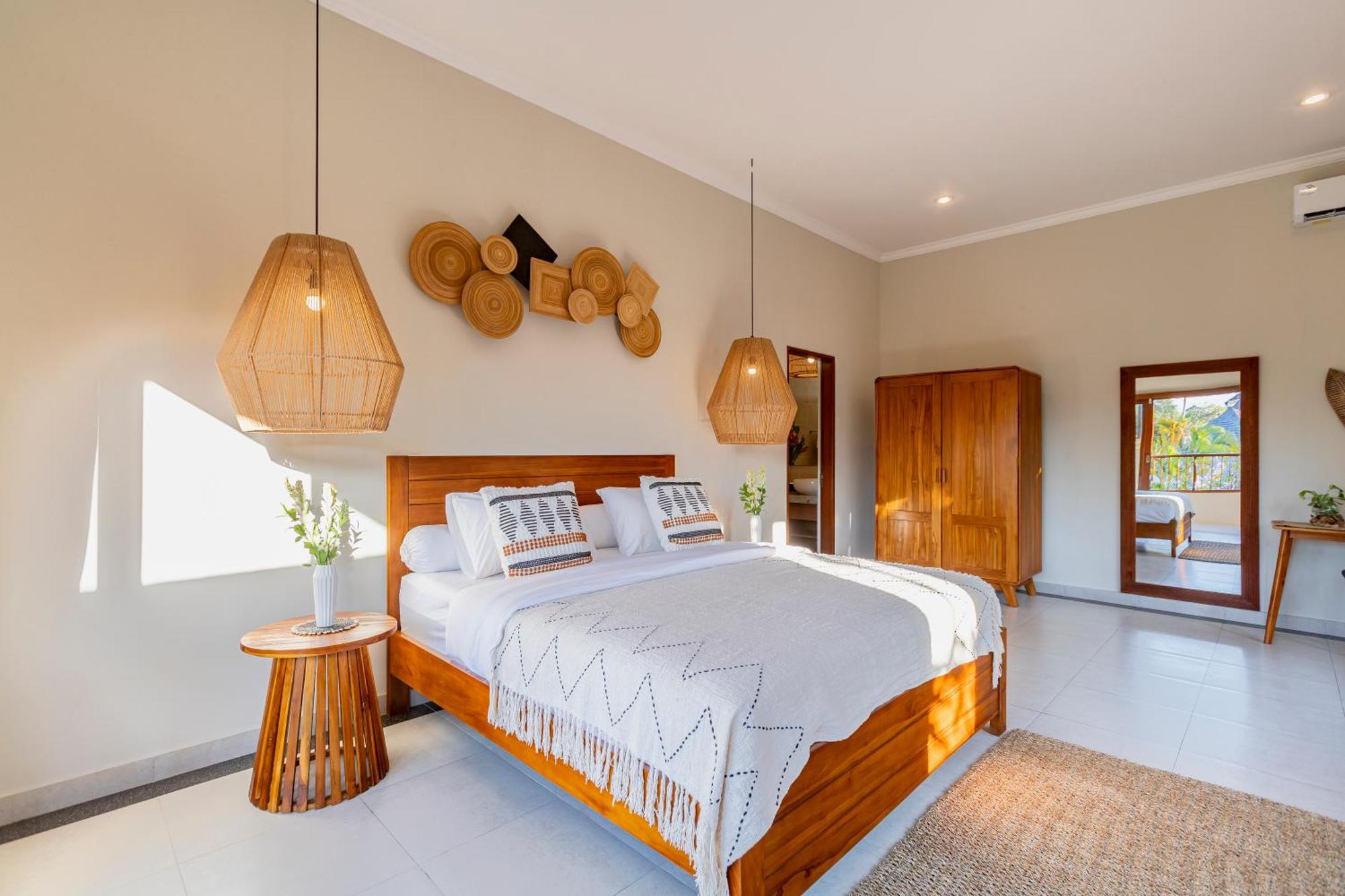 Viona 3 - 3 Bdr Villa, Walk To The