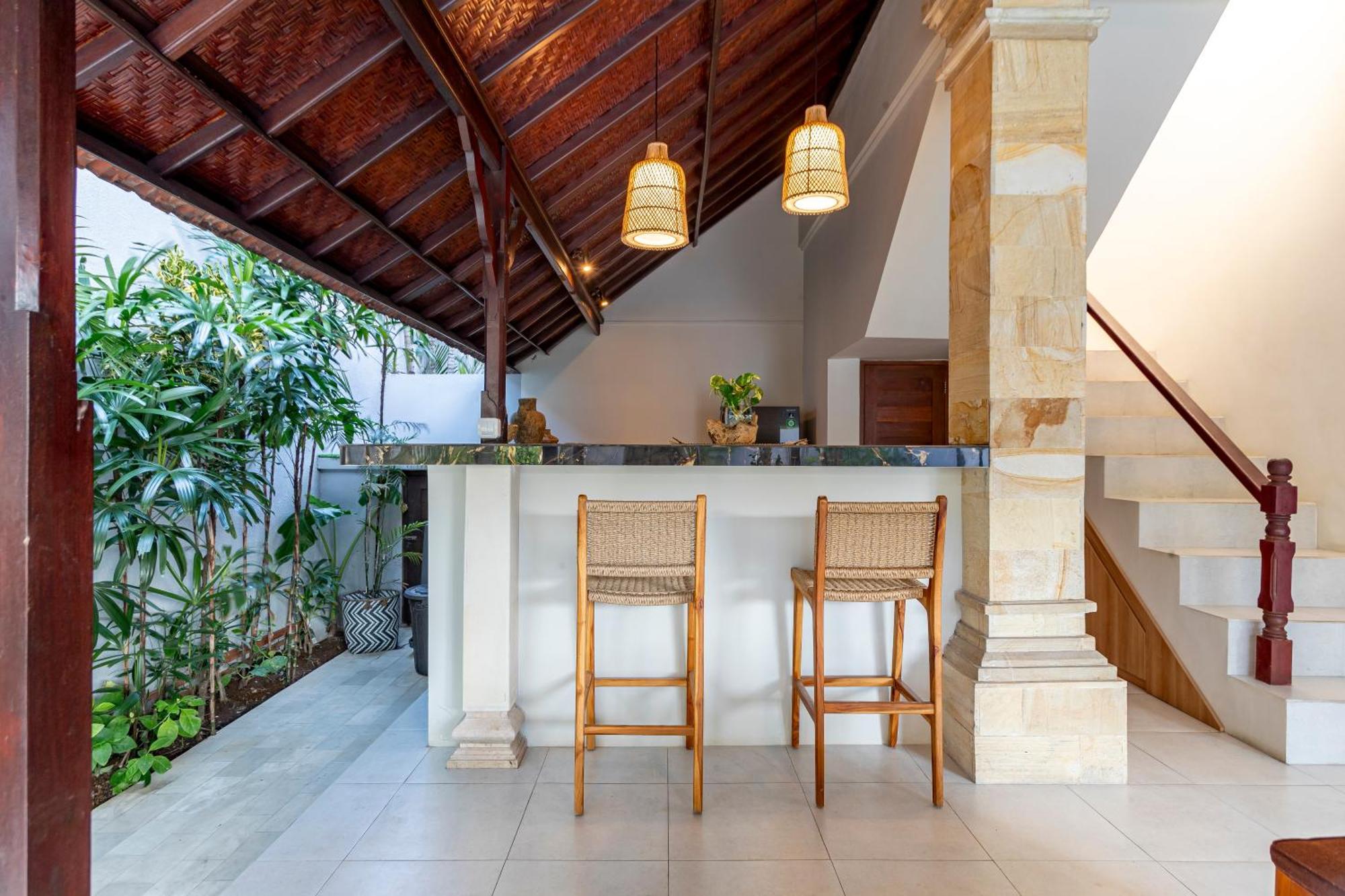 Villa Viona 3 - 3 Bdr Villa, Walk To The