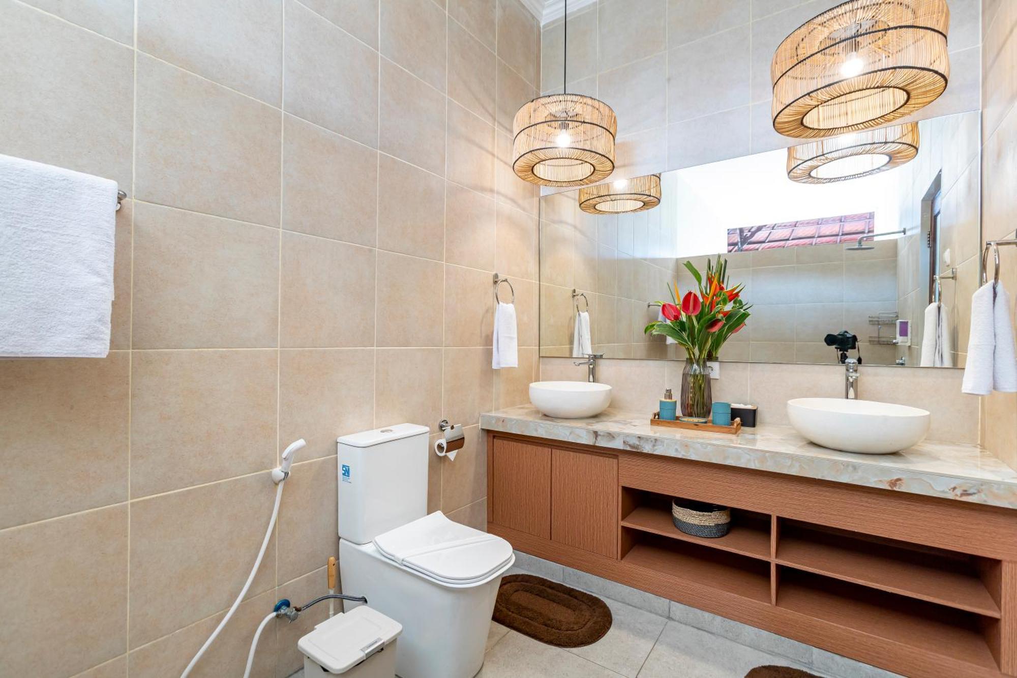 Villa Viona 3 - 3 Bdr Villa, Walk To The
